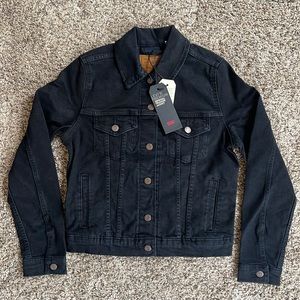 Levi’s Premium Women’s Trucker Jacket